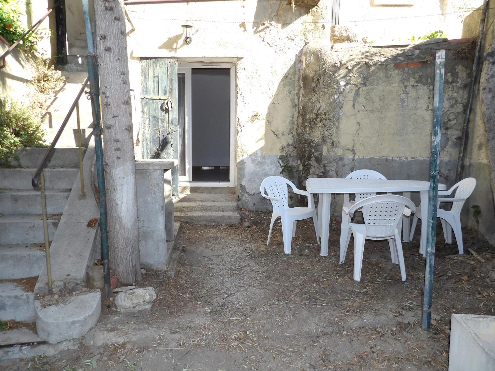 Studio Chez Steph Eyguieres Ngoại thất bức ảnh