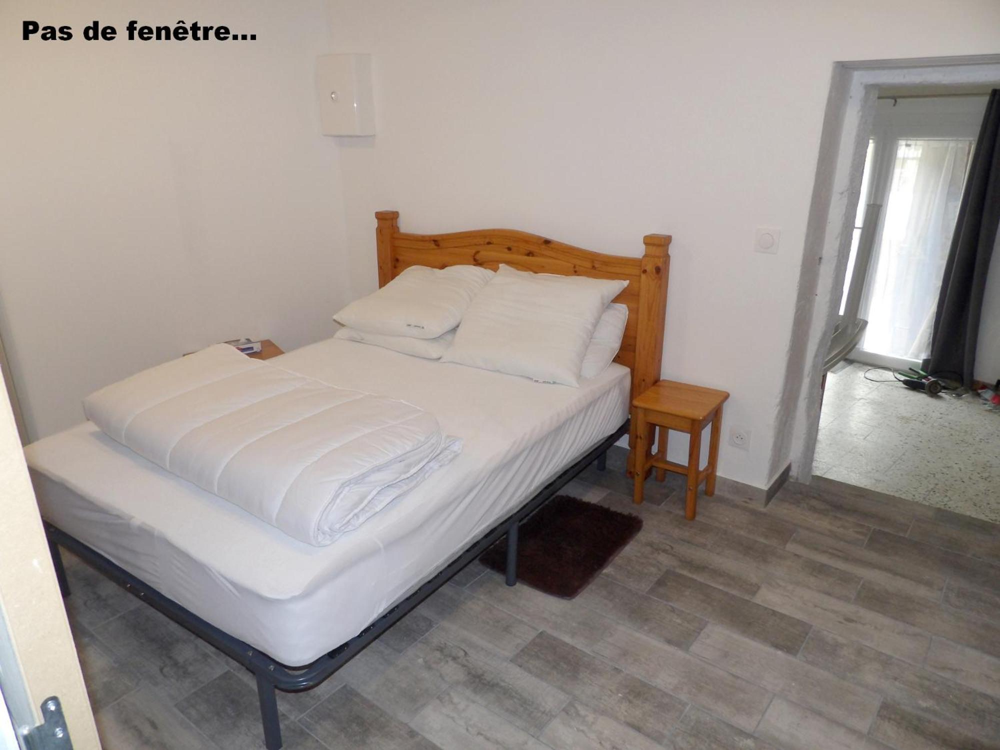 Studio Chez Steph Eyguieres Ngoại thất bức ảnh